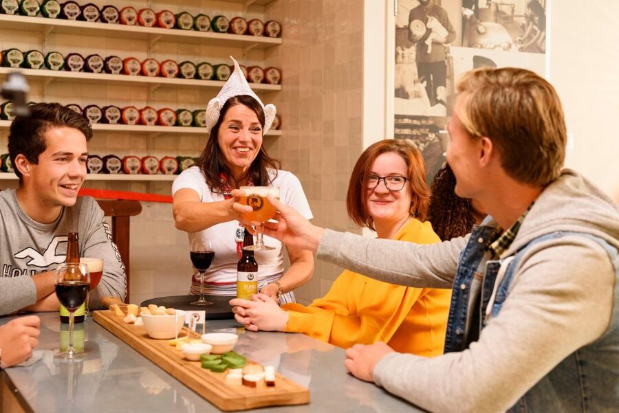 Amsterdam: Premium Henri Willig Cheese Tasting Experience - The Henri Willig story and the family touch that keeps it personal