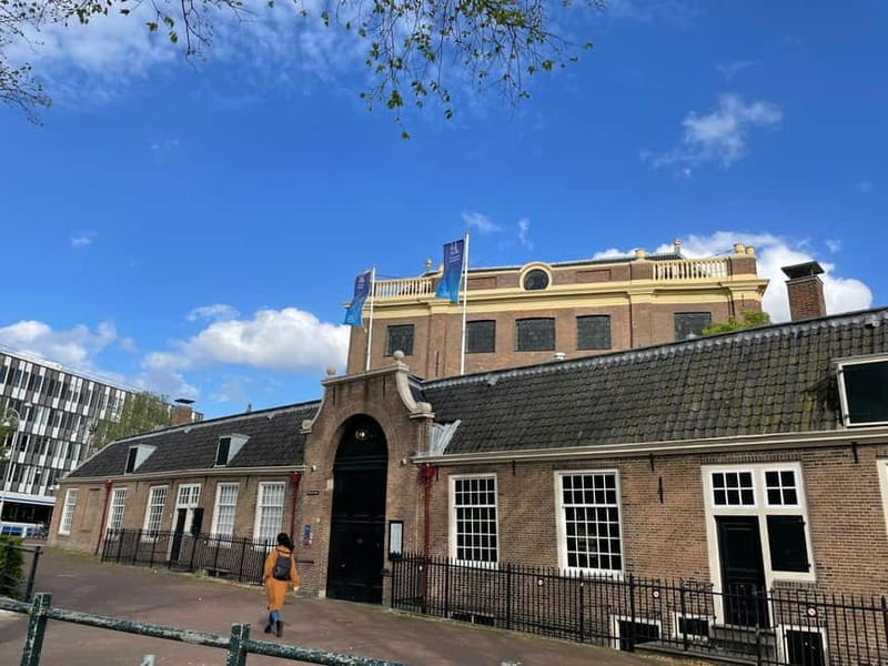 Amsterdam: Private Anne Frank and Jewish History Tour - Starting at the Portuguese Synagogue, and why the route matters