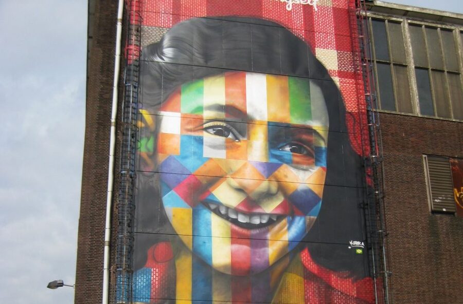 Amsterdam: Private Anne Frank and Jewish Quarter Tour - A smart way to start your Anne Frank day in Amsterdam