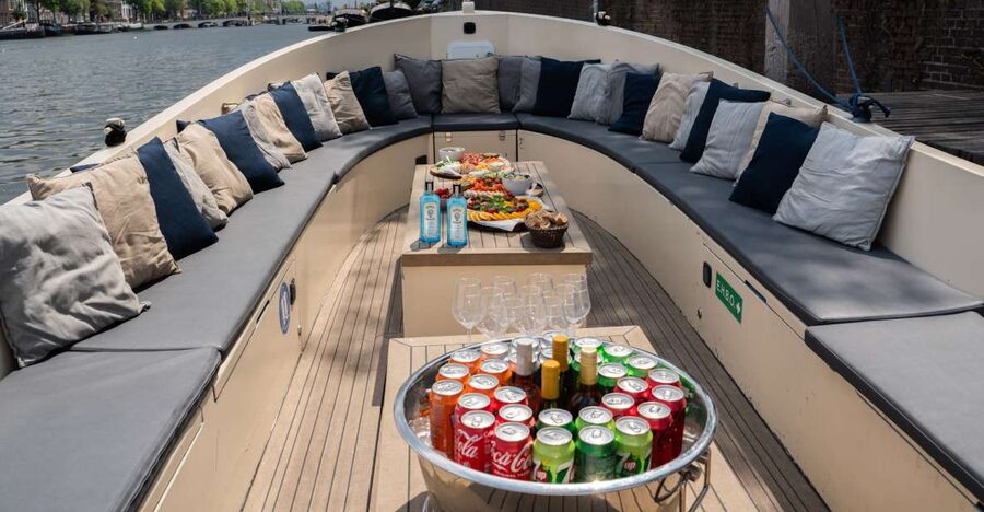 Amsterdam: Private Canal Booze Cruise with Unlimited Drinks - Canals of Amsterdam, the best kind of wandering