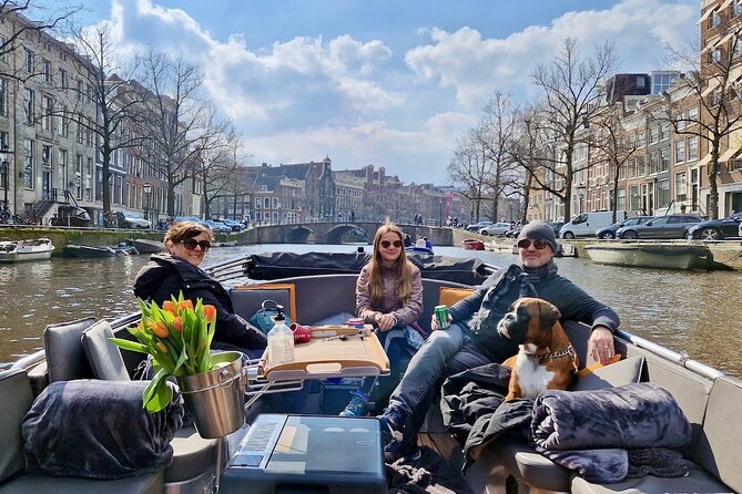 Amsterdam Private Canal Cruise – 90 Minutes through the Old City - Private electric boat comfort: what makes this ride feel special
