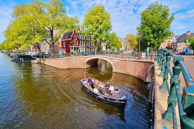 Amsterdam Private Canal Cruise – 90 Minutes through the Old City - De Wallen from the canal: watching nightlife without stepping into it