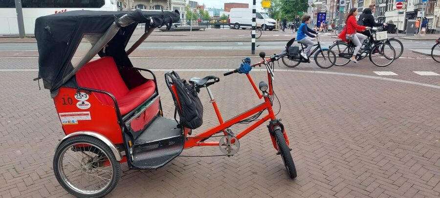 Amsterdam: Private City Highlights Tour by Rickshaw - Magere Brug and the Amstel moment for quick, stunning orientation