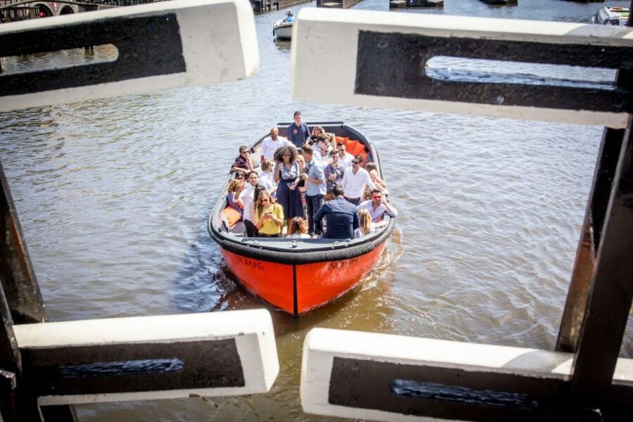 Amsterdam: Private Cruise with Drinks & Optional Snacks - 90 Minutes vs 2 Hours: Choose Based on Your Pace