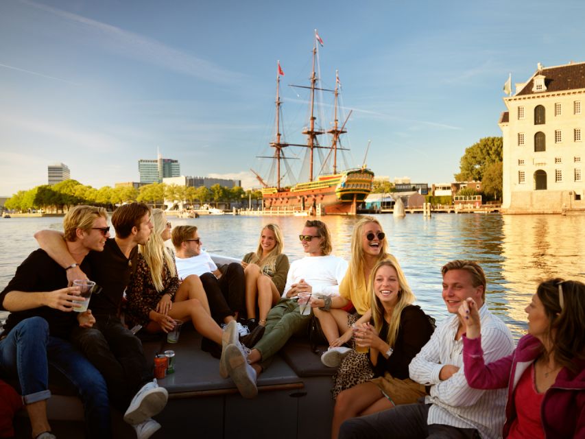 Amsterdam: Private Cruise with Drinks & Optional Snacks - Meeting at Seapalace and Getting Ready to Board