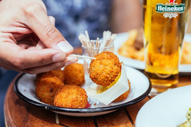 Amsterdam Private Culinary Kickstart Tour - Guides: the real reason people talk about this tour