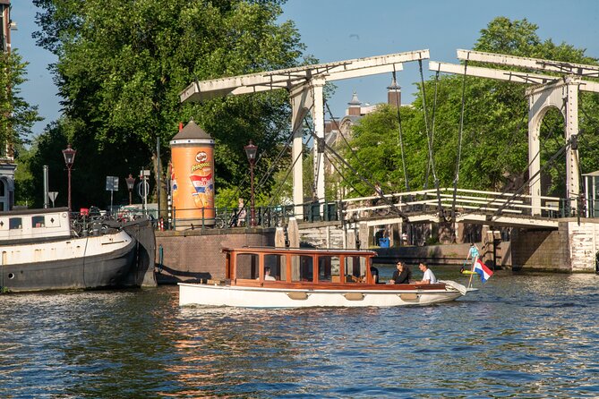 Amsterdam Private Dinner Cruise incl Drinks & 2-course Dinner 2hr - The dinner setup: two courses, real restaurant food
