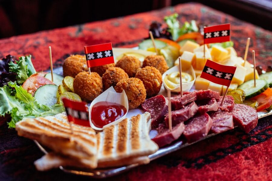 Amsterdam: Private Food Tour with a Local - How a 3-hour private route keeps your hunger satisfied