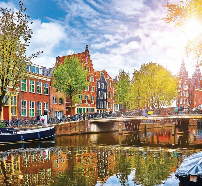 Amsterdam: Private Guided City Tour by Pedicab - Should you book this Amsterdam pedicab tour?