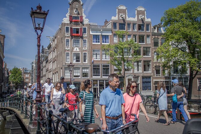 Amsterdam Private Historical Walking Tour - How the private guide improves your whole stay (and your photos)