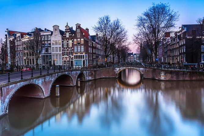 Amsterdam Private Local Transfer - The 20-minute waiting buffer you will appreciate more than you expect