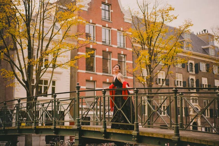 Amsterdam: Private Photoshoot for Couple, Family, or Solo - A Private Amsterdam Photoshoot That Feels Like a Mini Photo Walk