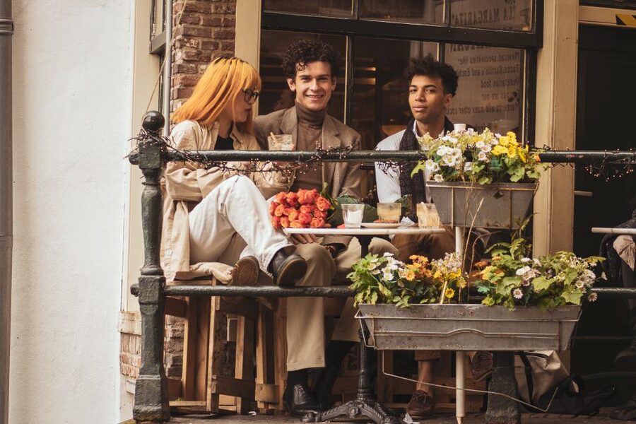 Amsterdam: Private Photoshoot for Couple, Family, or Solo - Outfit Advice That Actually Helps, Not Just Looks Pretty