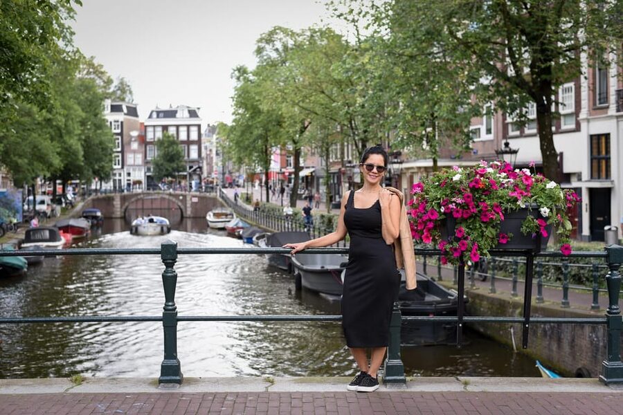 Amsterdam: Private Photoshoot in iconic locations - The Photo Deliverable: 10 Edited High-Resolution Images, Download Anytime