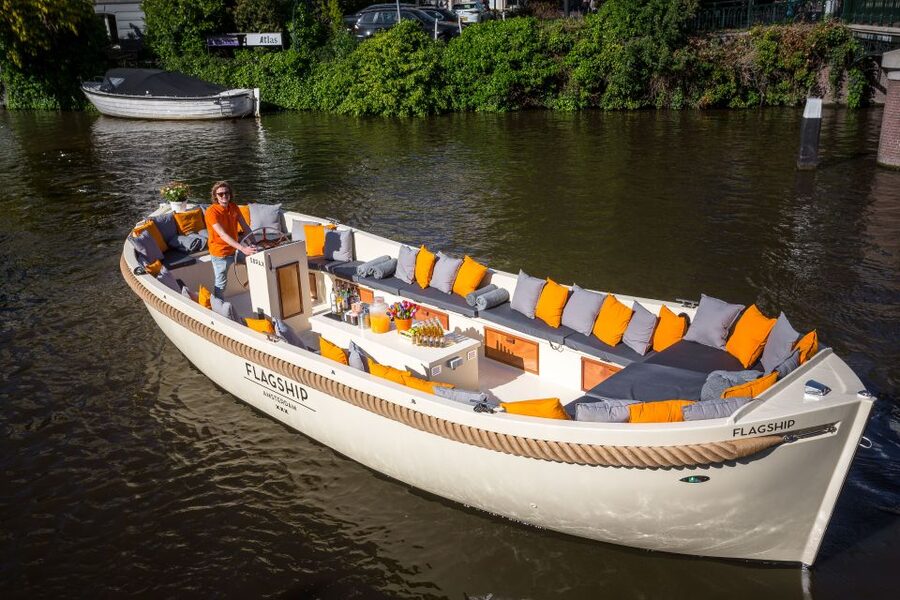 Amsterdam: Private Prosecco Canal Cruise Tour - Canal Belt sights you’ll recognize fast, from Anne Frank’s House to Vondelpark