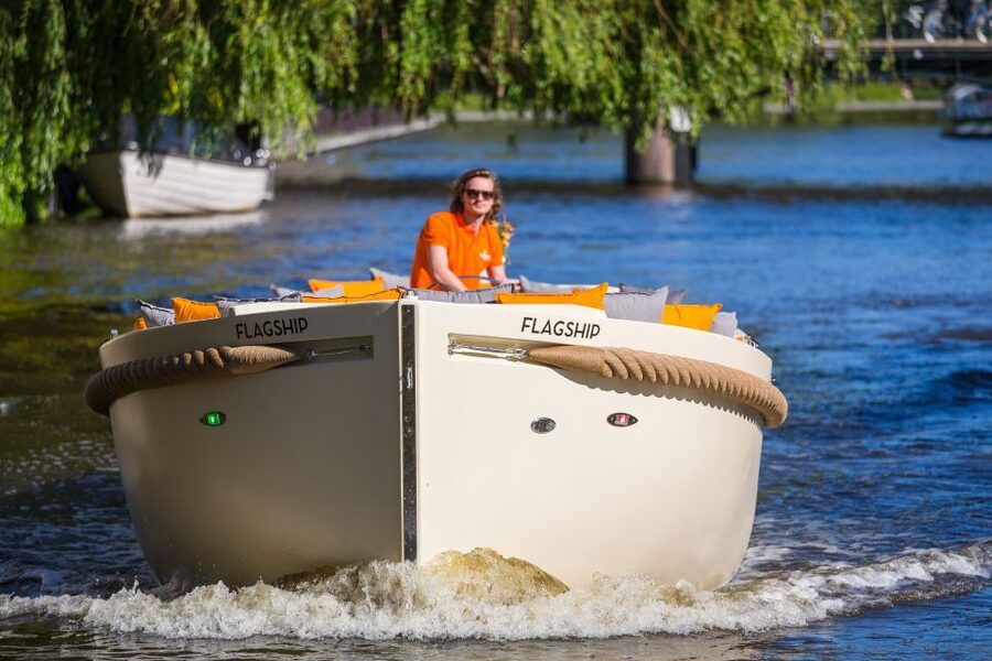 Amsterdam: Private Prosecco Canal Cruise Tour - Who this Amsterdam Prosecco cruise fits best
