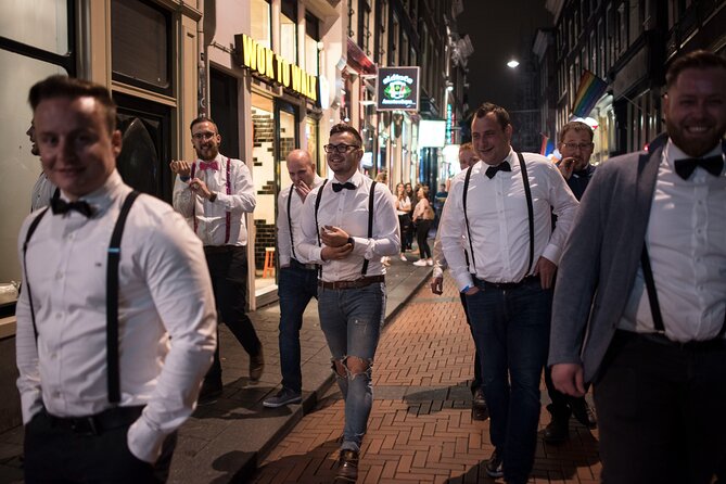 Amsterdam Private Pub Crawl in the City Center - Where you meet, where you end, and why that matters