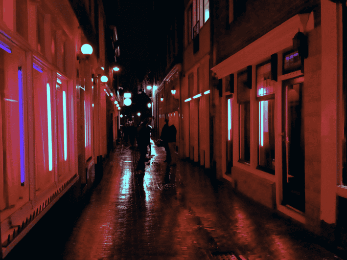 Amsterdam: Private Red Light District Tour in Spanish - Key Highlights You’ll Actually Feel on This Walk