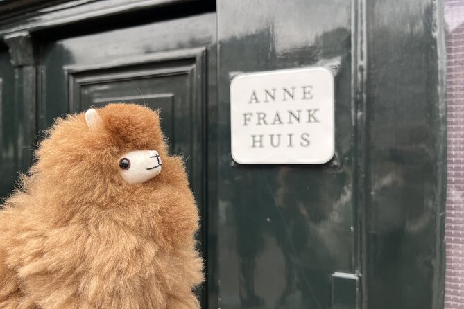 Amsterdam Private Walking & Tasting Tour - Landmarks plus hidden hofjes: Dam Square without the rush