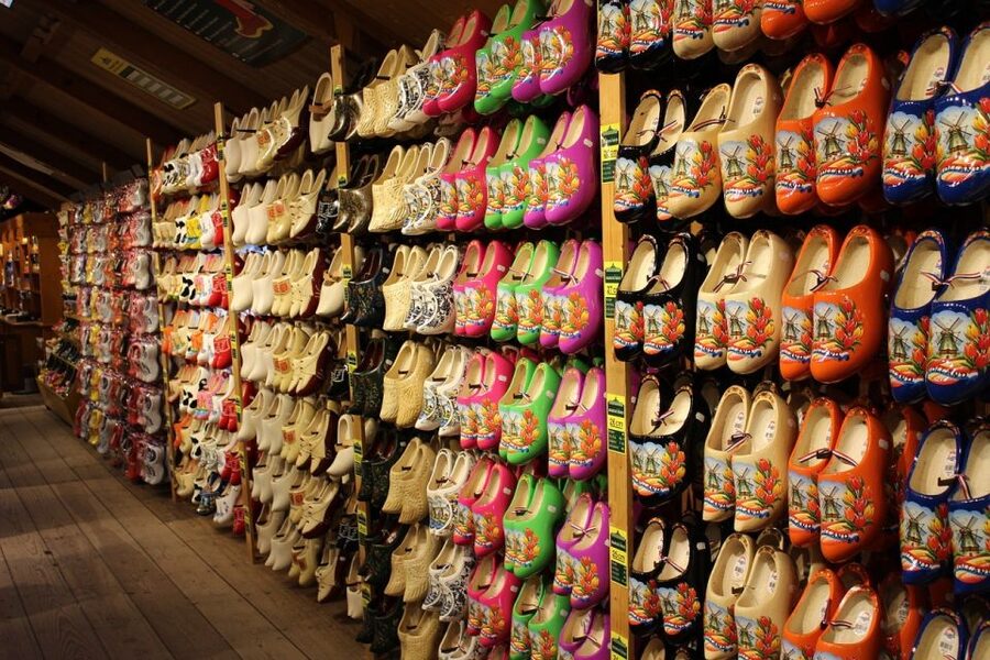 Amsterdam: Private Zaanse Schans Windmills and Volendam Trip - Key takeaways before you go