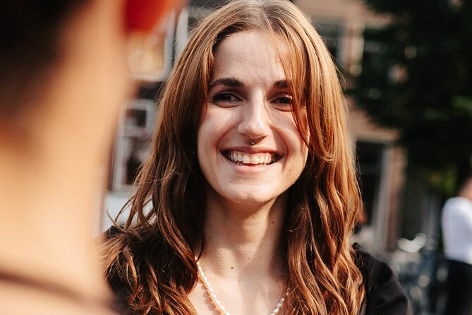 Amsterdam Professional Photoshoot at the Canals - Where you meet at Huidenstraat 32 and why it matters