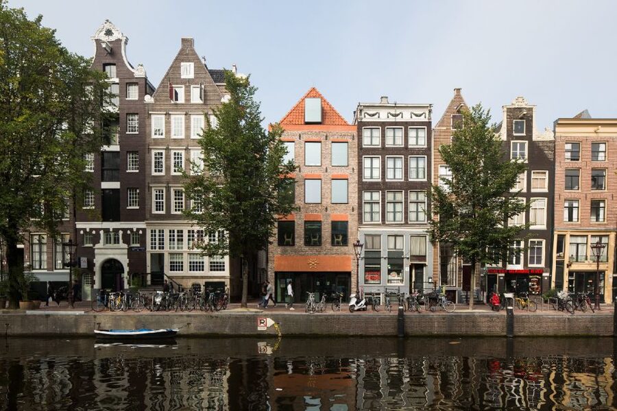 Amsterdam: Red Light District 1-hour Smartphone Audio Tour - Pricing and what $7 really buys you