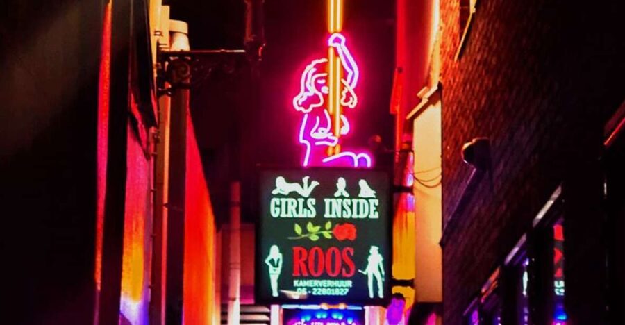 Amsterdam: Red Light District and Coffeeshop Culture Tour - Key Things to Know Before You Go