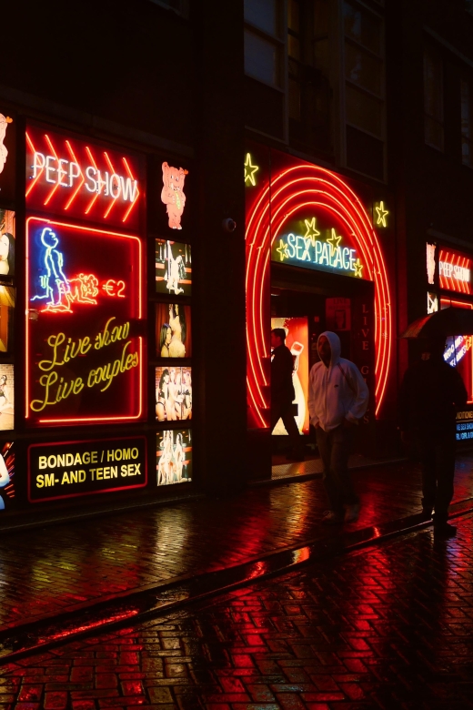 Amsterdam: Red Light District and Coffeeshop Culture Tour - The Red Light District Through a Local Lens