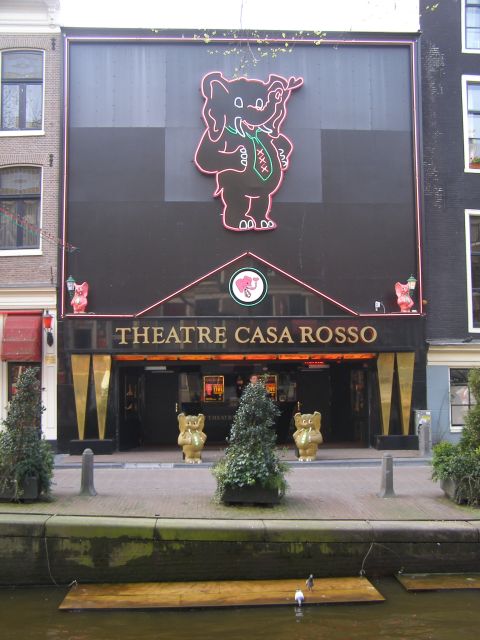 Amsterdam: Red Light District and Coffeeshop tour - Laws and policies: how Amsterdam regulates the red windows