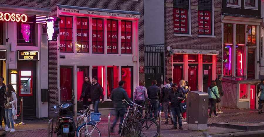 Amsterdam Red Light District and Old Town Walking Tour - The Red Windows, Explained Instead of Just Noticed