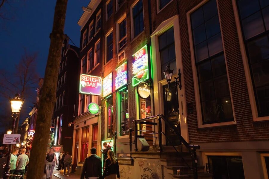 Amsterdam: Red Light Tour Exclusive + Peep Show - Should you book the Amsterdam Red Light Tour Exclusive + Peep Show?