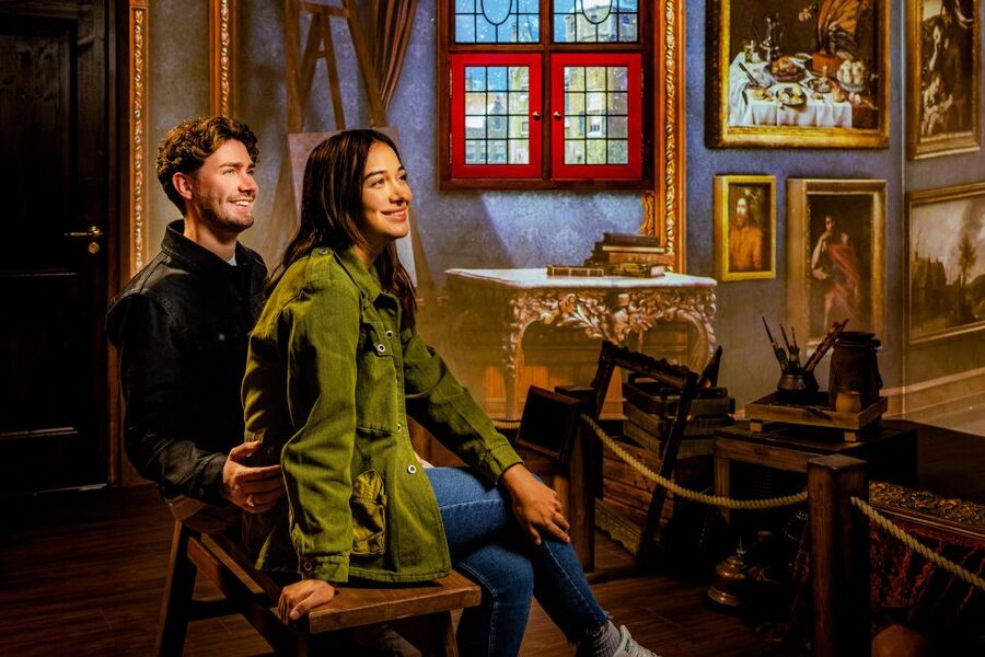 Amsterdam: Rembrandts Immersive Experience Admission Ticket - Languages and how that affects your experience