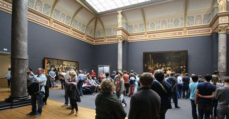 Amsterdam: Rijksmuseum Private Guided Tour - Meeting at Cobra Cafe and getting inside through the glass hall