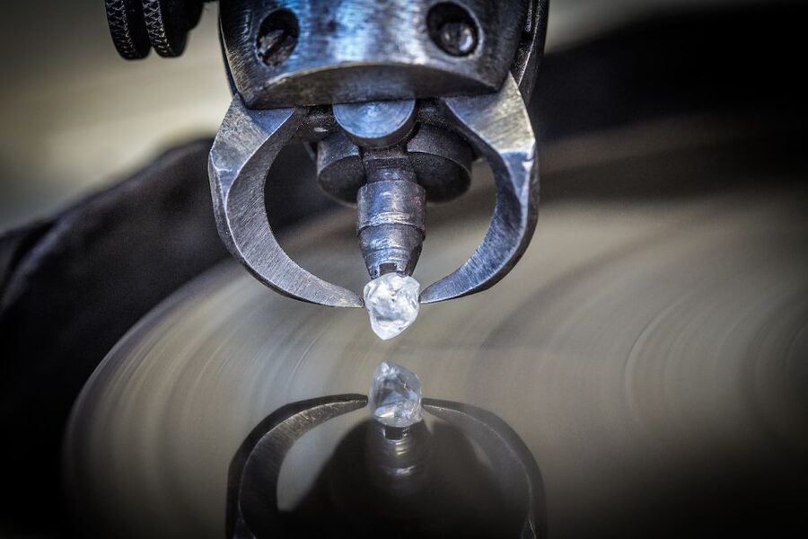 Amsterdam: Royal Diamond Experience - Royal craft and one-hour timing in Amsterdam