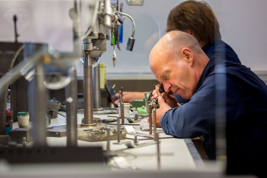 Amsterdam: Royal Diamond Experience - Origins, shapes, and what sparkle actually means