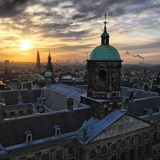 Amsterdam: Royal Palace Entry Ticket and Audio Guide - Arriving at Dam Square and Getting Into the Palace Fast
