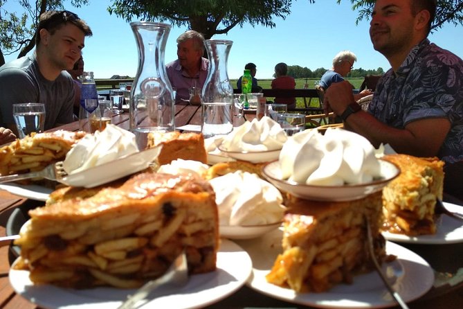 Amsterdam's Countryside Half-Day Bike Tour in Small Group - Waterland to Fishermen Villages: What You Learn While Pedaling