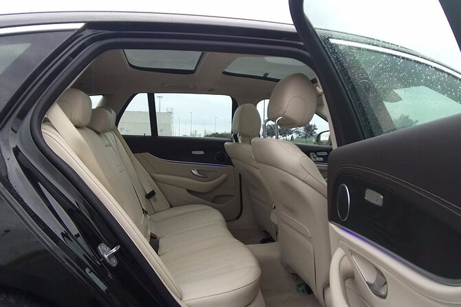 Amsterdam Schiphol Airport (AMS) to Amsterdam - Arrival Private Transfer - Price and Value: Why $81.03 Can Be Worth It