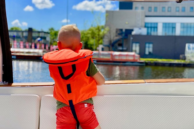 Amsterdam Small-Group Canal Cruise Including Snacks and Drinks - Captain style is the real variable, and the names matter