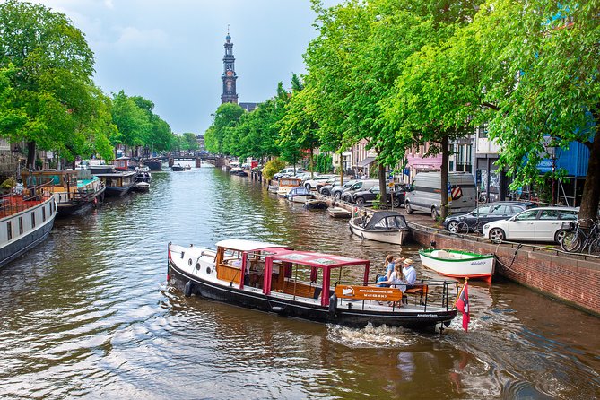 Amsterdam Small-Group Canal Cruise With Dutch Snacks and Drink - Why this small-group canal cruise feels different on the water