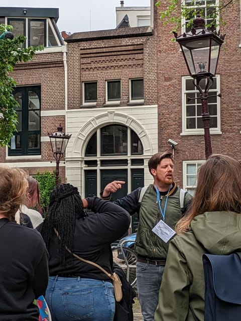 Amsterdam: small group tour: History, humor & hidden gems - Entering Amsterdam’s Story at Those Dam Boat Guys