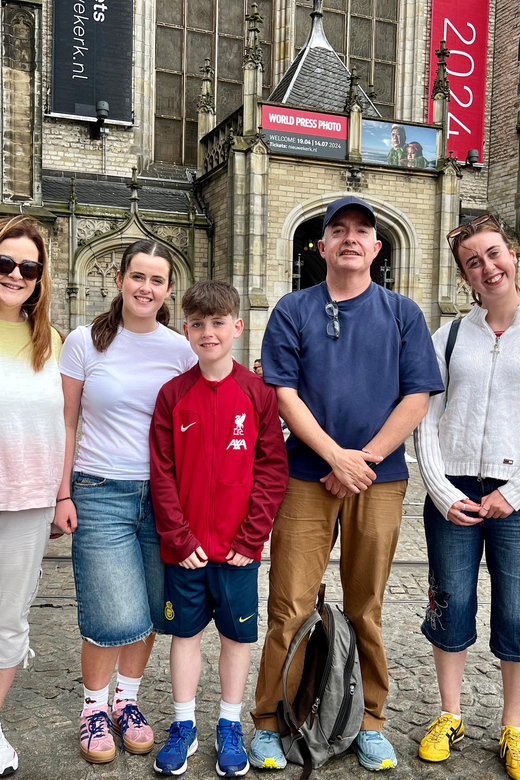 Amsterdam: Small Group Walking Tour with Fun Guide - Starting at Dam Square, and why the meeting point matters