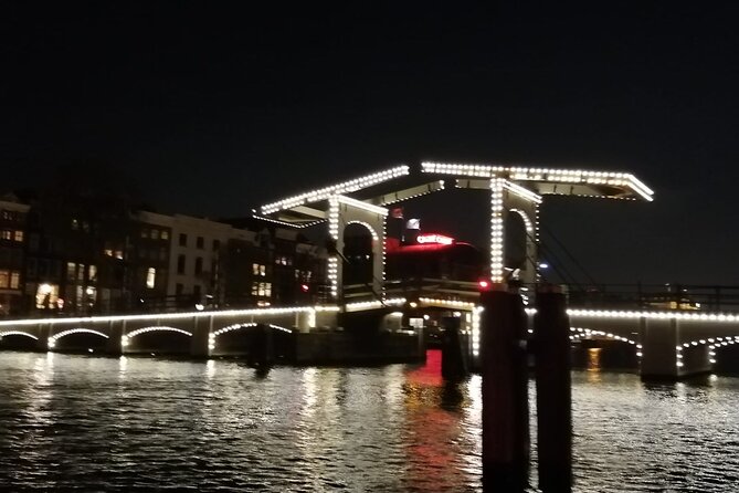 Amsterdam The Bulldog Boat Smoke Friendly Cruise + 2 drinks - A smoke-friendly Amsterdam canal cruise that stays chill