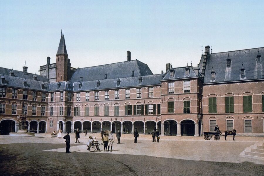 Amsterdam: The Hague, Delft and Rotterdam Private Day Tour - Should you book this private day tour?