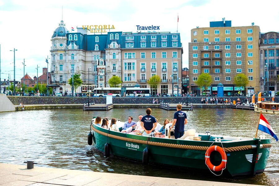 Amsterdam: The Newest Canal Cruise with Drink Option - The skipper’s role: English, Dutch, and a QR booklet for everyone