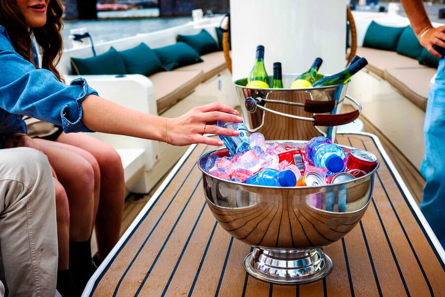Amsterdam: The Newest Canal Cruise with Drink Option - Price and value: is $18 a fair deal for this canal hour?