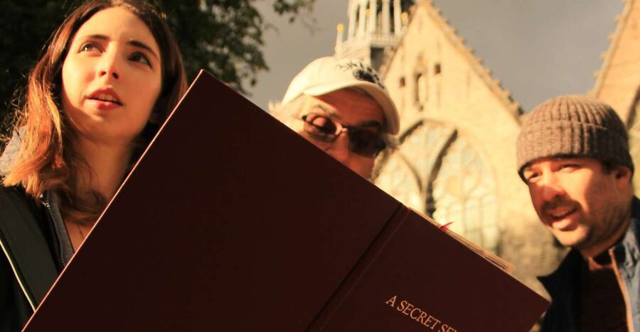 Amsterdam: Treasure Hunt Walking Tour "A Secret Sender" - Key points worth your attention