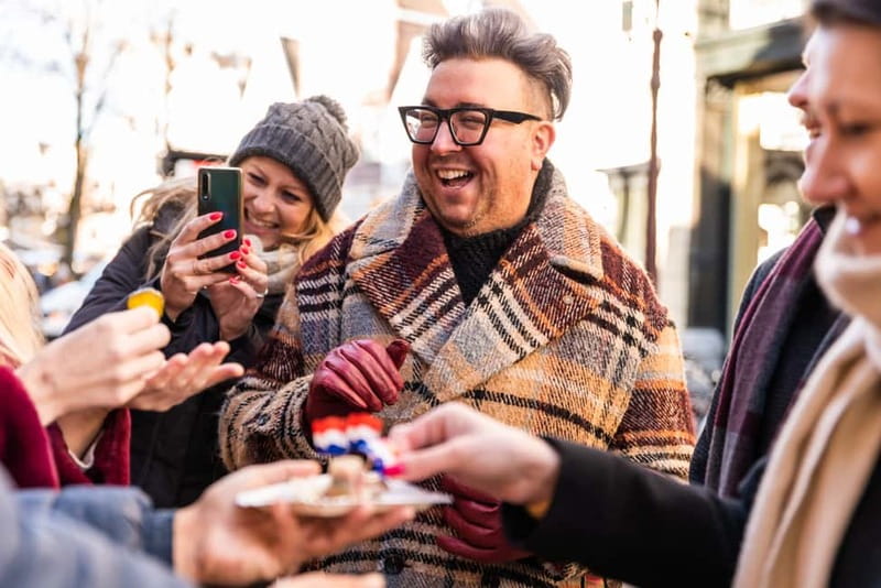 Amsterdam: Ultimate Amsterdam Food Tour - Hans Egstorf, where stroopwafel is treated like work