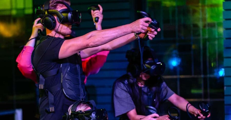 Amsterdam: Ultimate VR Experience: 60 minutes - Where A’DAM VR is and how the location shapes the visit