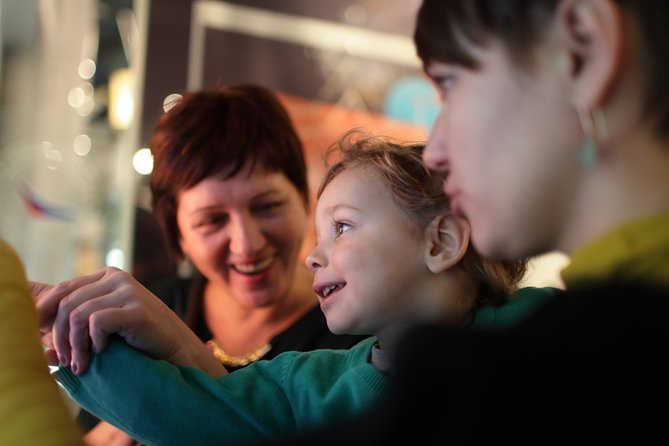 Amsterdam Van Gogh Museum Private Tour for Kids & Families - Key highlights worth planning for